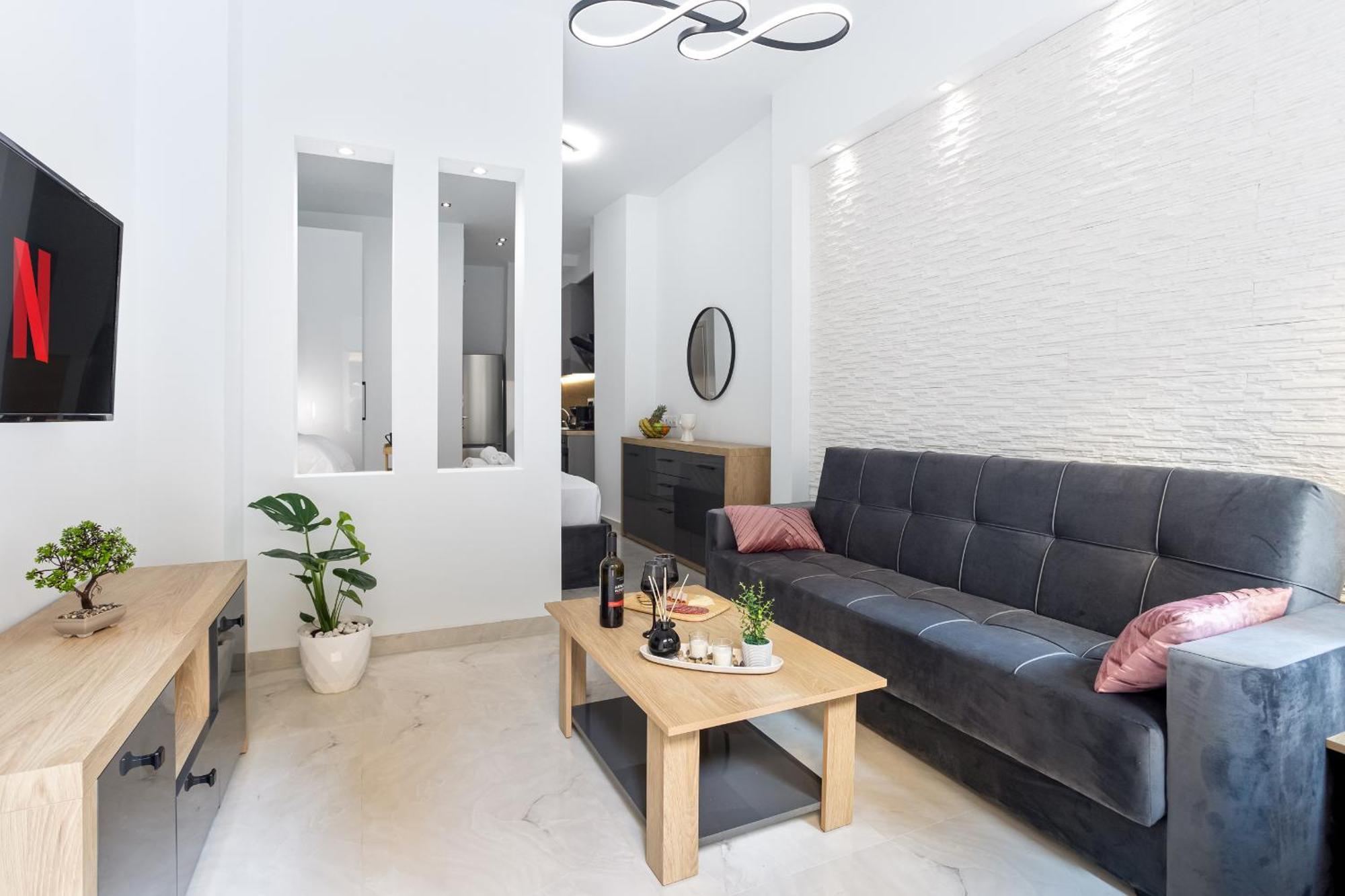 New Glamorous Apartment In Downtown เทสซาโลนิกิ ภายนอก รูปภาพ