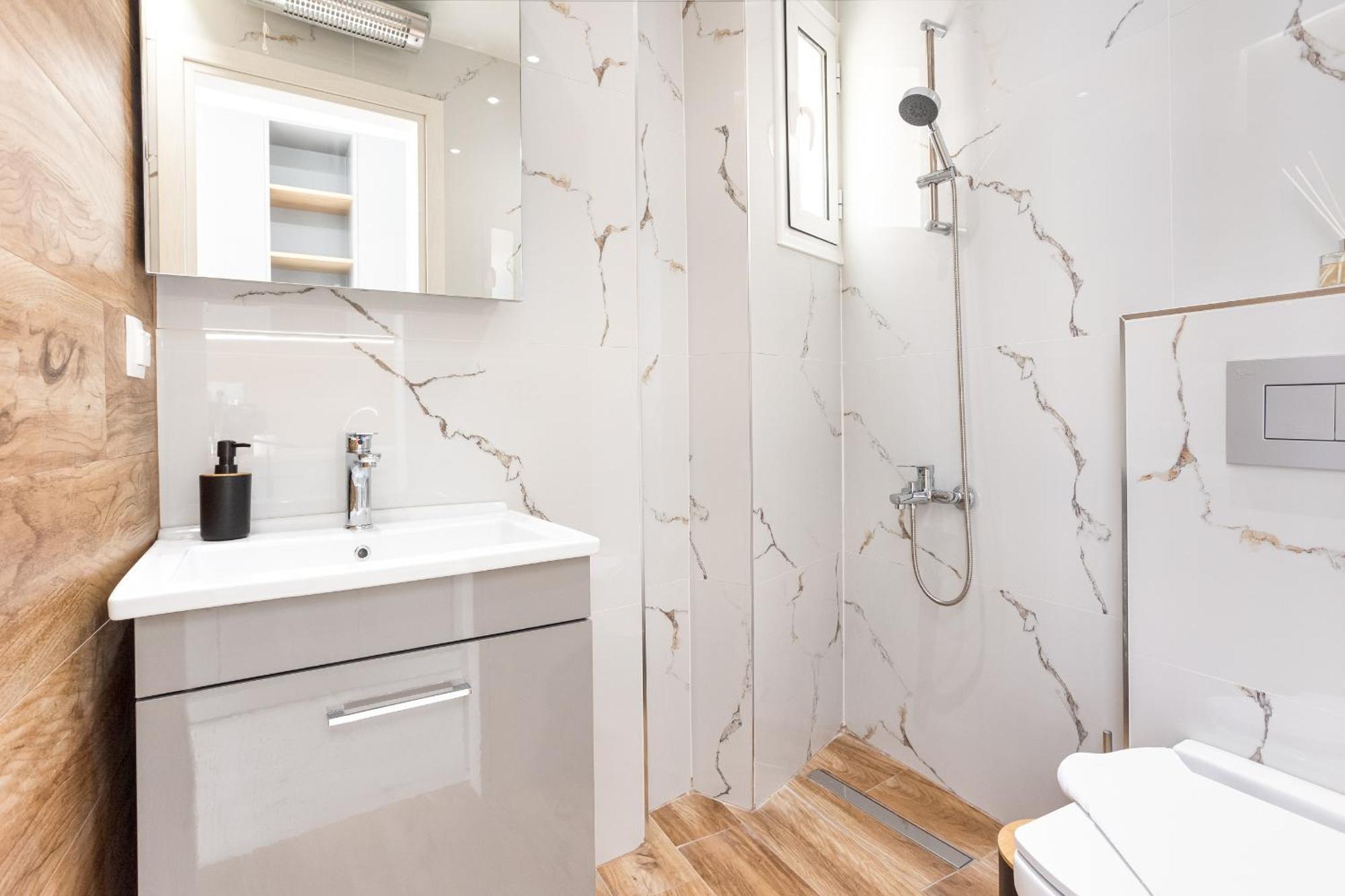 New Glamorous Apartment In Downtown เทสซาโลนิกิ ภายนอก รูปภาพ