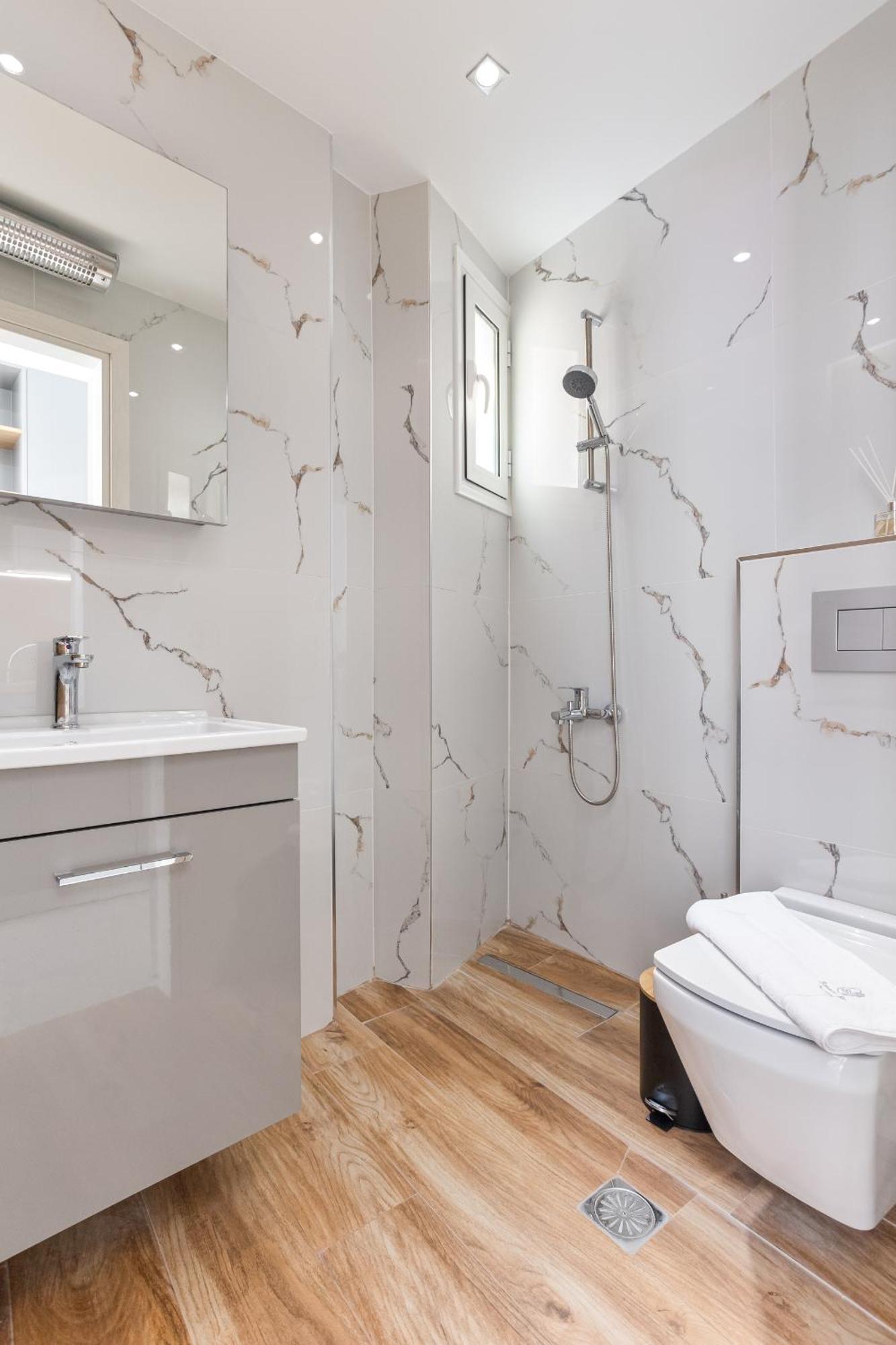 New Glamorous Apartment In Downtown เทสซาโลนิกิ ภายนอก รูปภาพ