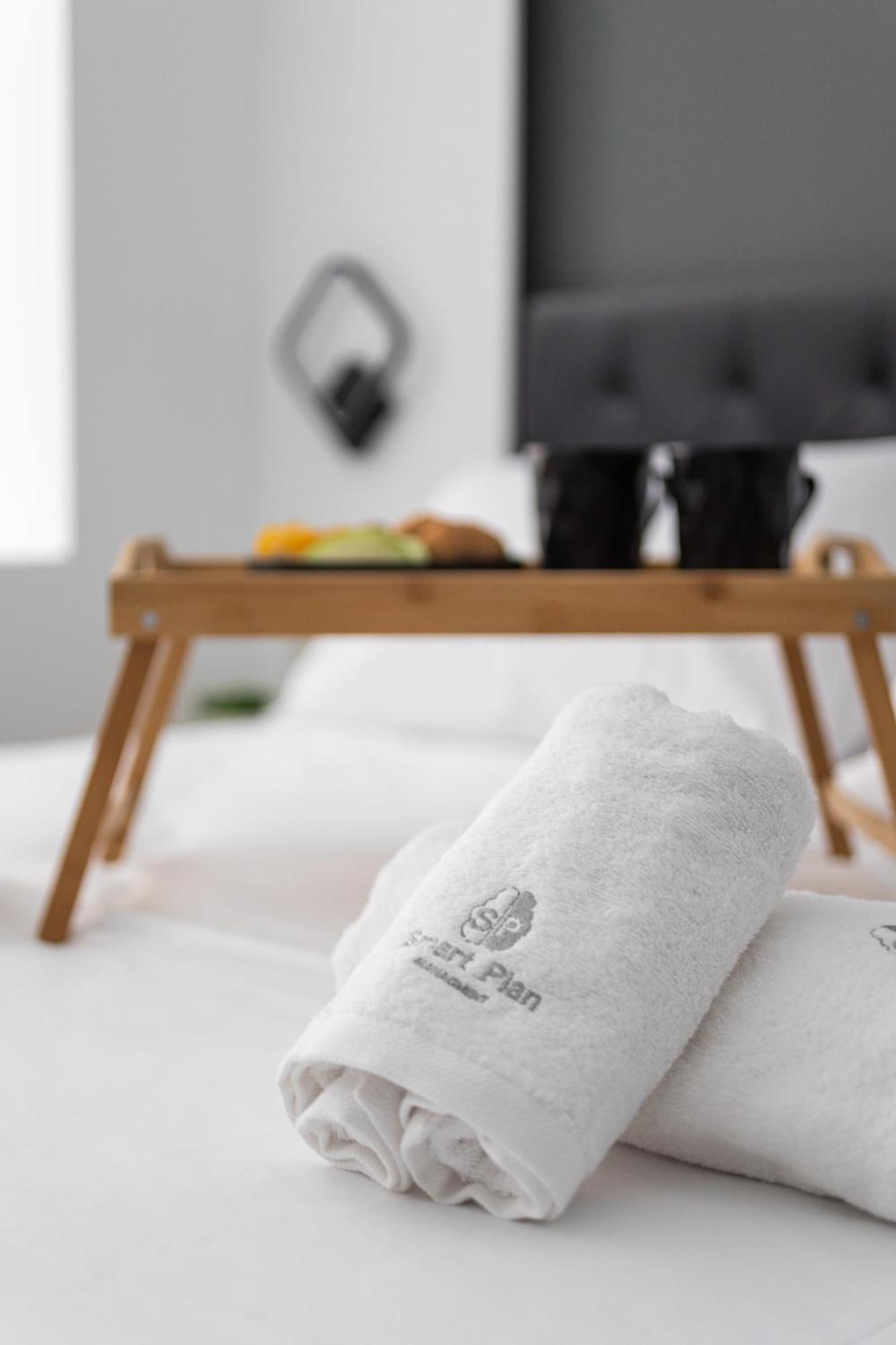 New Glamorous Apartment In Downtown เทสซาโลนิกิ ภายนอก รูปภาพ